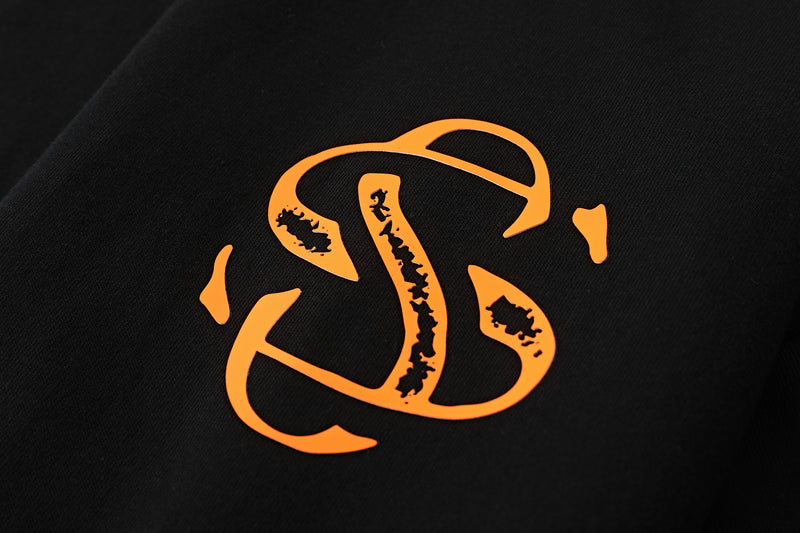 FAST N' SOFS Oversized Tee — Black / Orange — vista 9