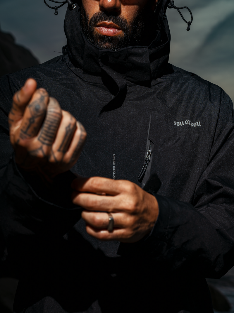 Apex Tech Jacket — Black