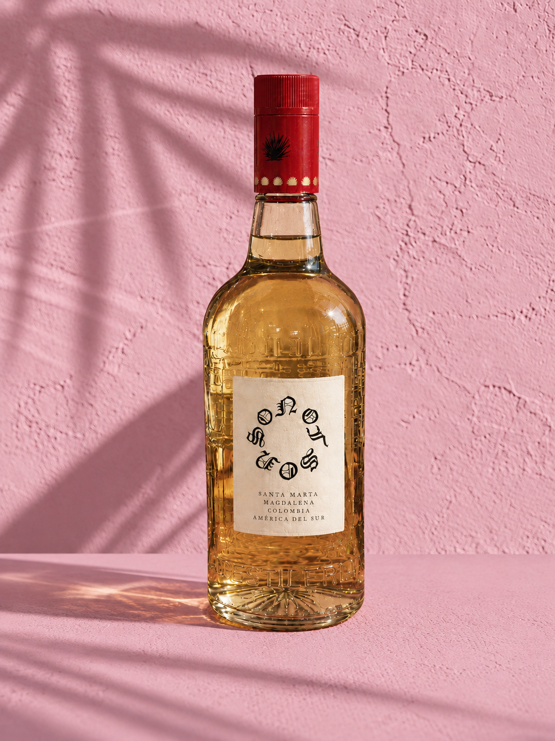 Botelladoradasobrefondorosatropical.png