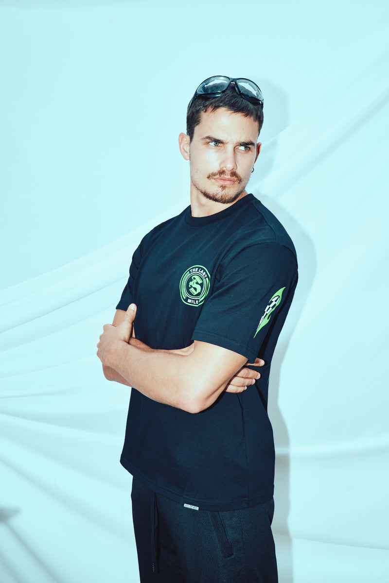 FAST N' SOFS Oversized Tee — Black / Green — vista 6