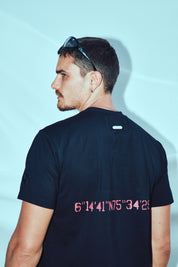 Regular fit black sofs travel