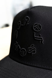 Special Edition Cap — Black on Black — vista 6