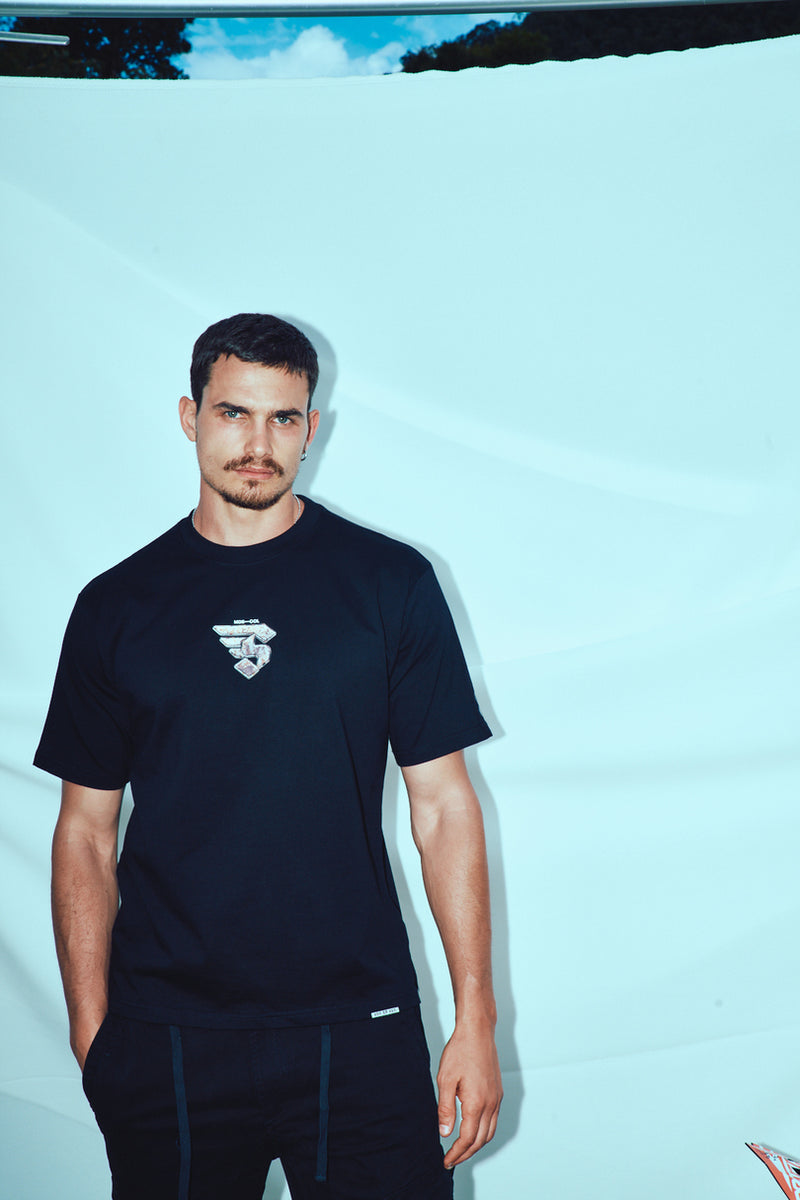 The Last Mile Oversized T-Shirt — Black — vista 5