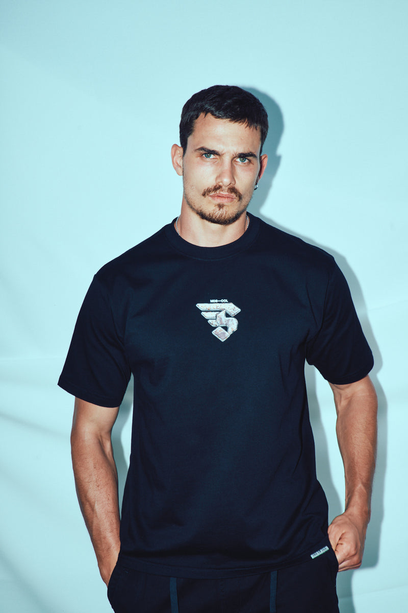 The Last Mile Oversized T-Shirt — Black — vista 7