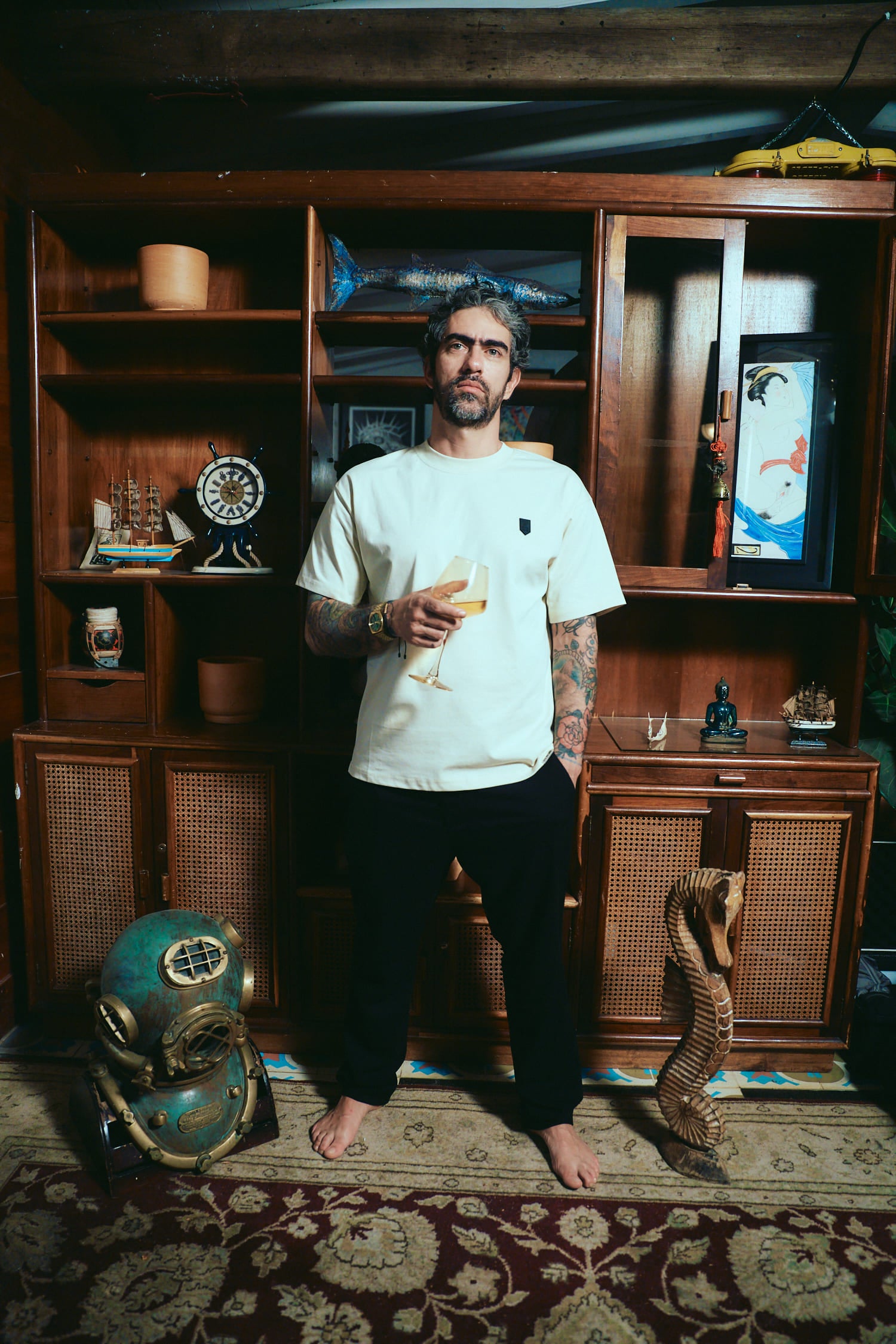 AN OLD FISHERMAN T-Shirt OT-0