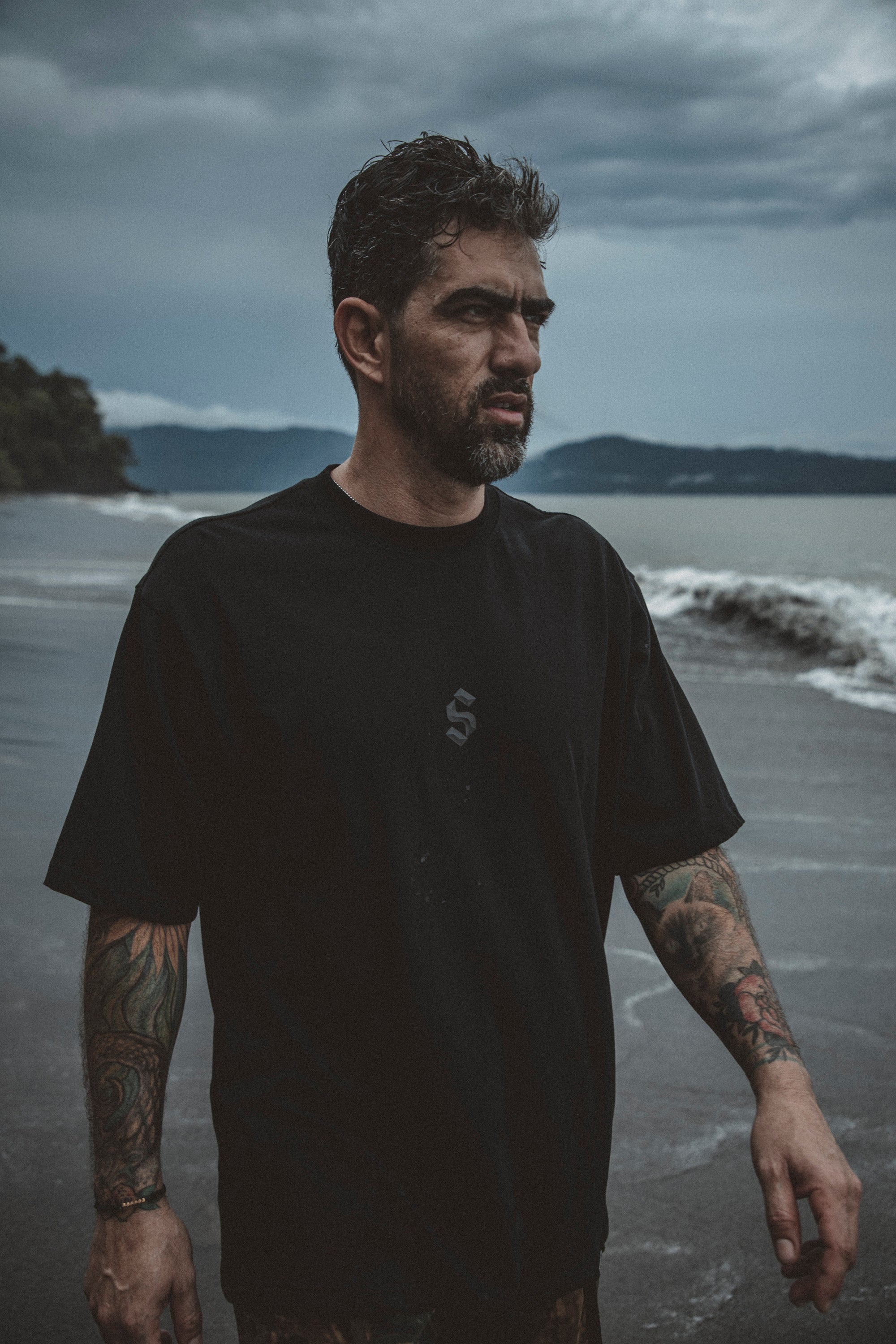 Hijos De La Guajira Oversized T-Shirt — Black