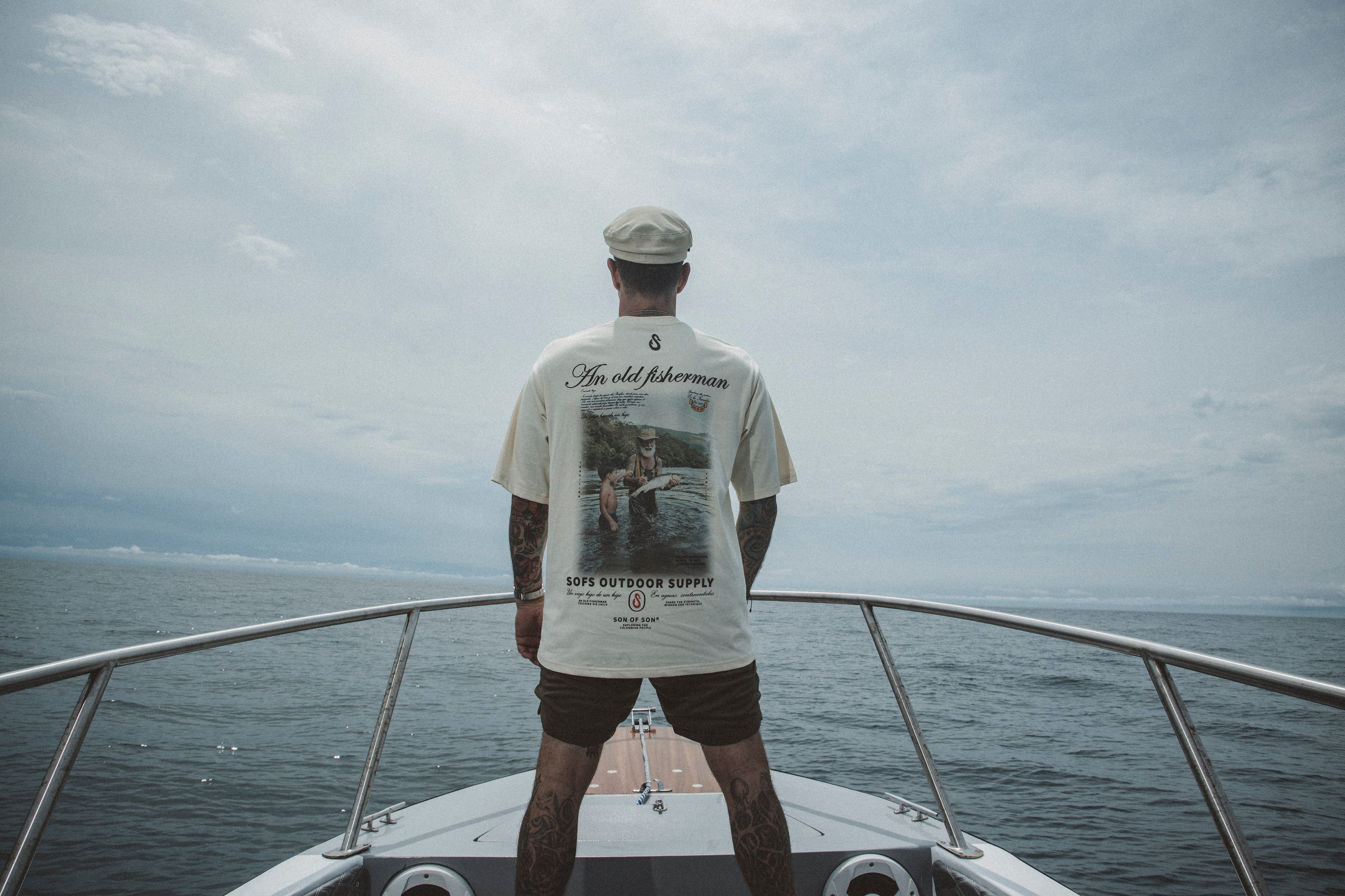 AN OLD FISHERMAN T-Shirt OT-0