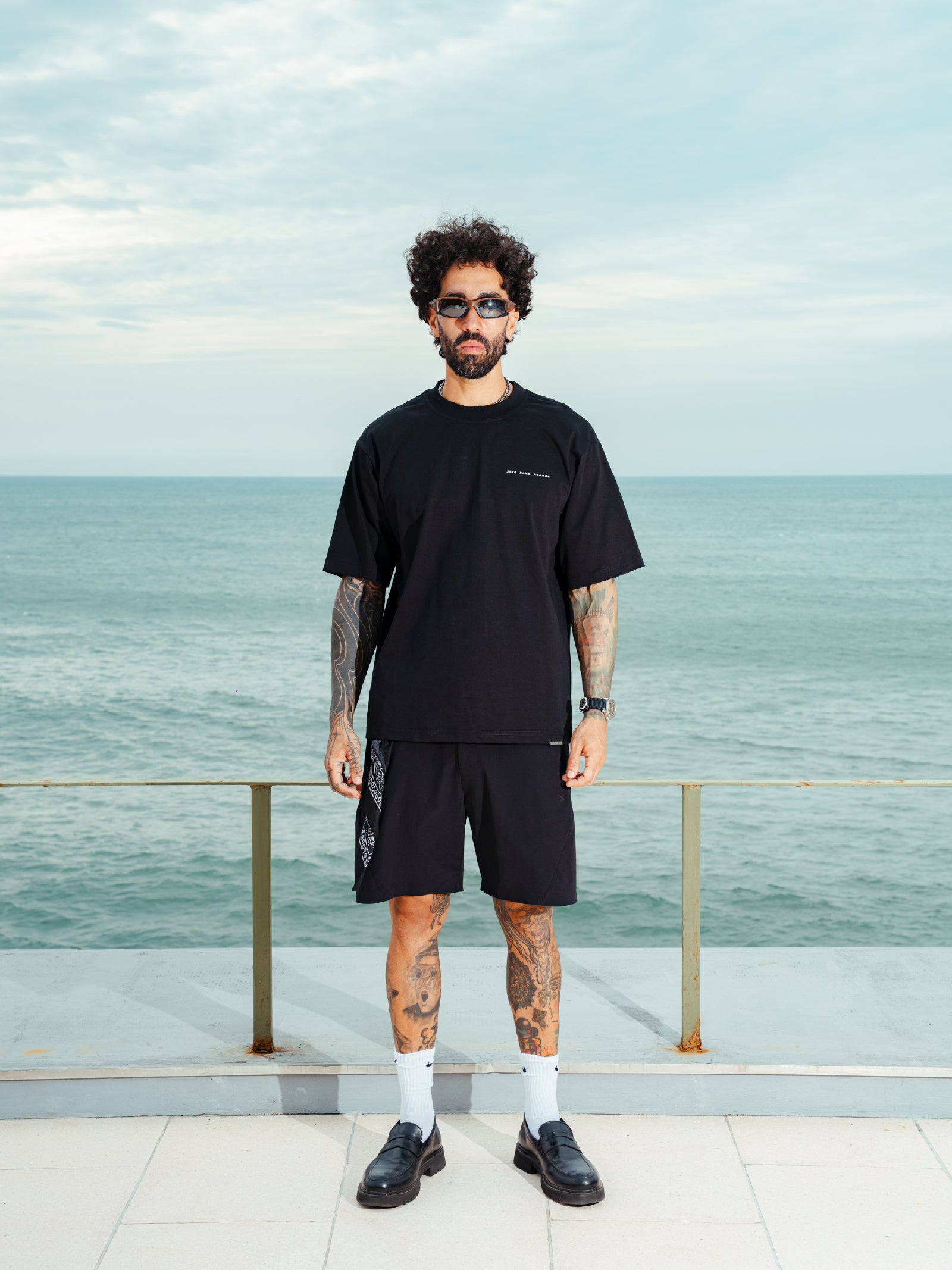 Scar Oversized T-Shirt — Black