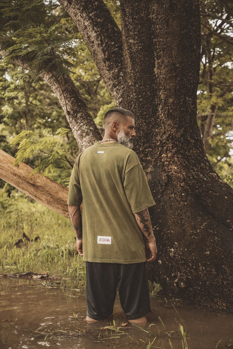 SOFS Oversized Tee — Washed Dark Green — vista 3