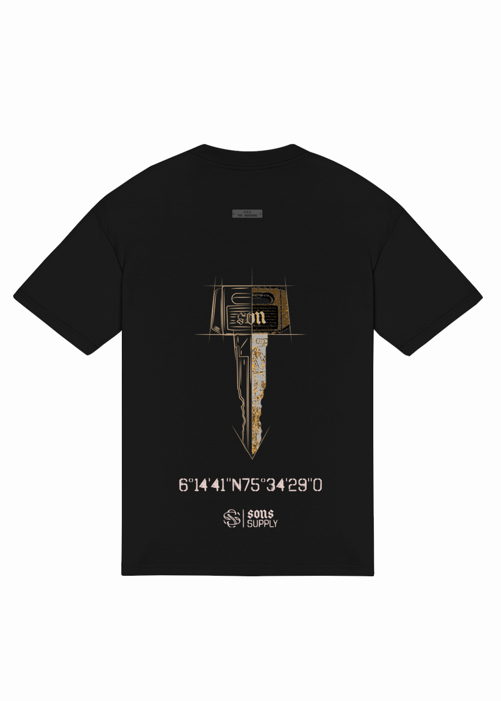 mockup_oversize_llaves_trasero.png